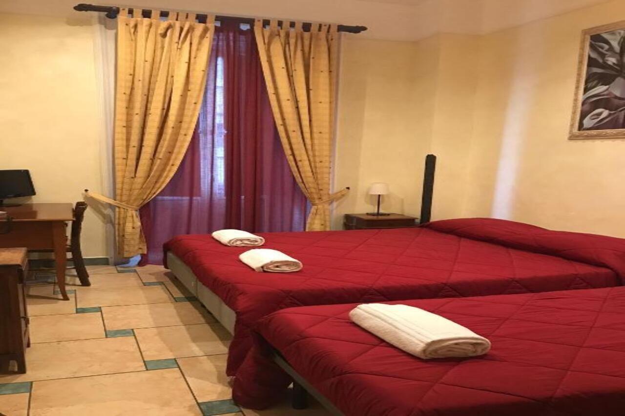 Schilizzi Hotel Nápoles